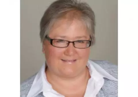 Rebecca Hoffman - Farmers Insurance Agent in Minnetonka, MN